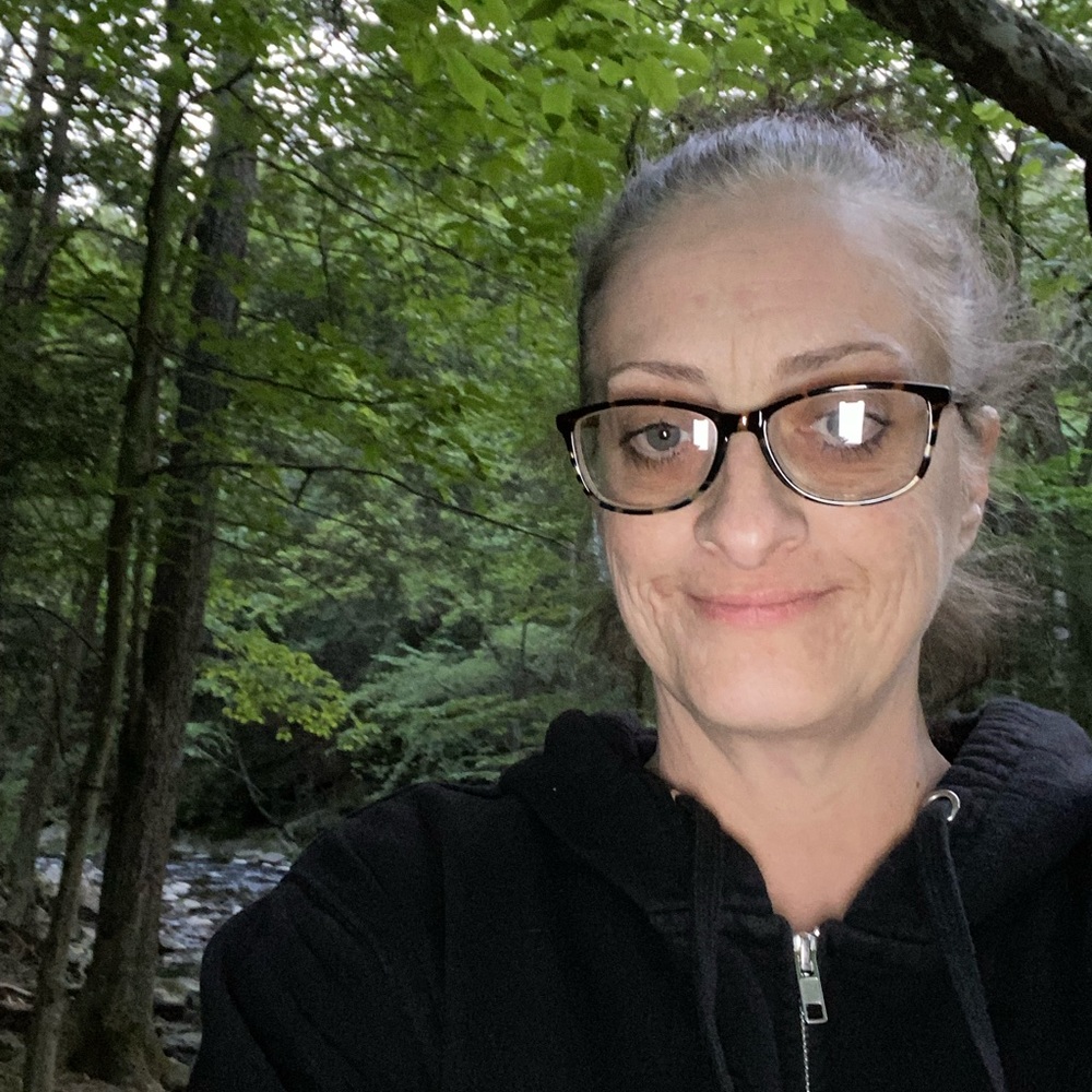 Meet your Posher, Cindy
